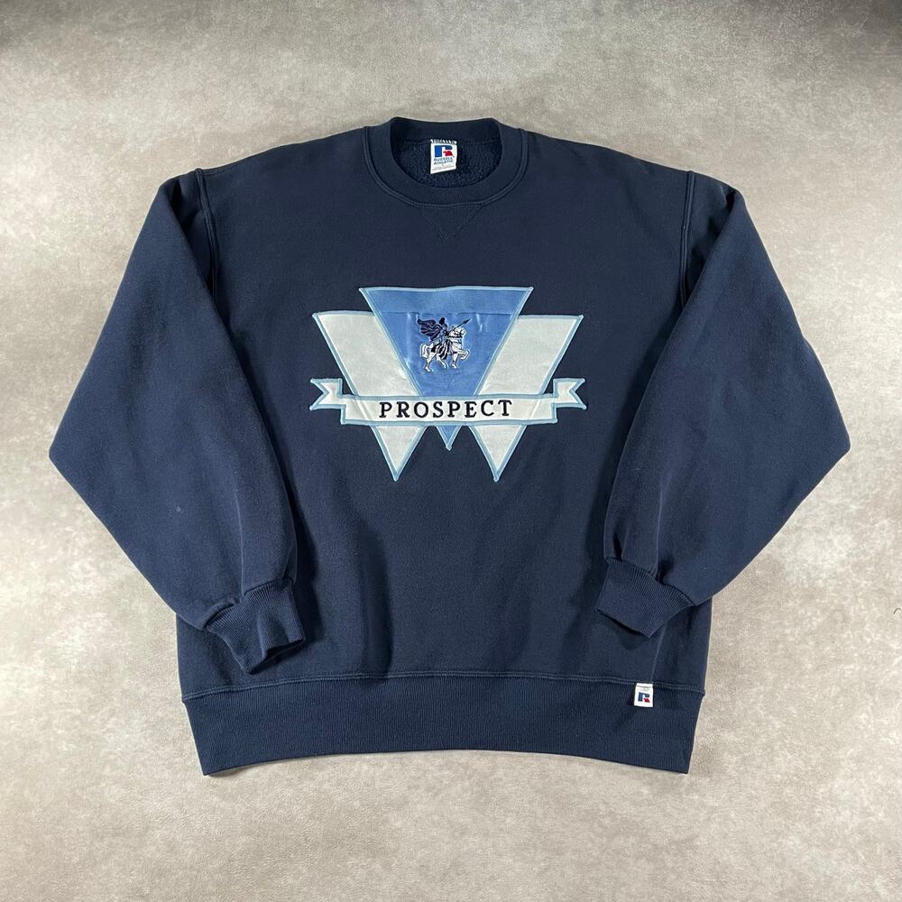 90’s Russell Athletic Embroidered Knight Sweatshirt Large